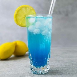 blekitna laguna mocktail okladka przepisu